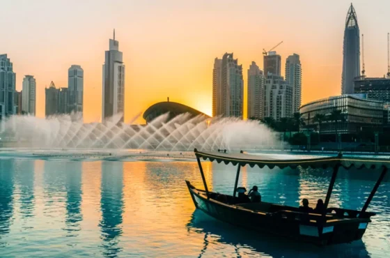 Dubai Fountian Show and Lake Ride